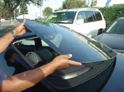 rear windshield replacement by https://samedaywindshieldreplacement.com